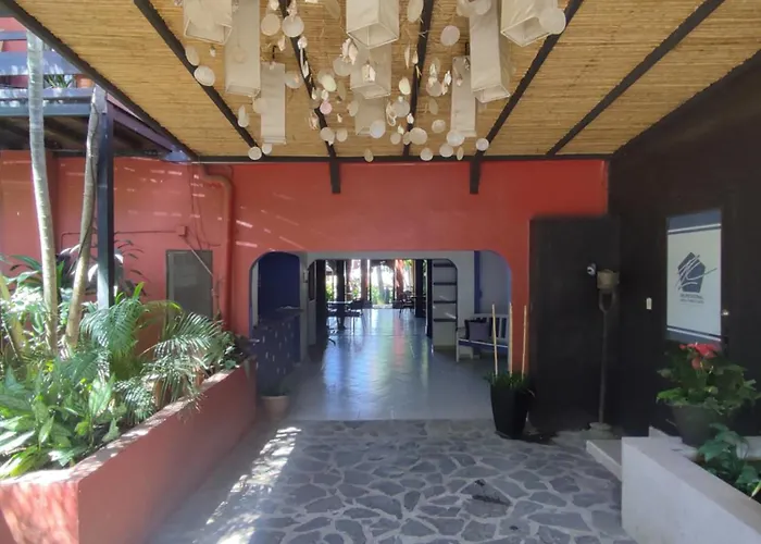 Hotel Laguna Del Cocodrilo 3*
