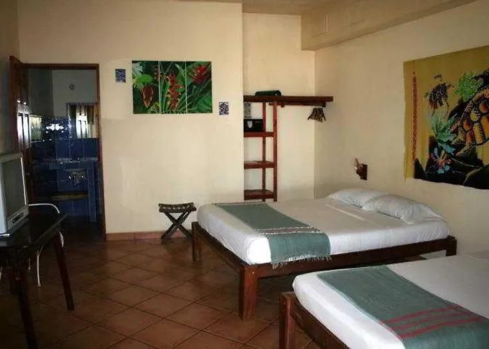 Hotel Laguna Del Cocodrilo