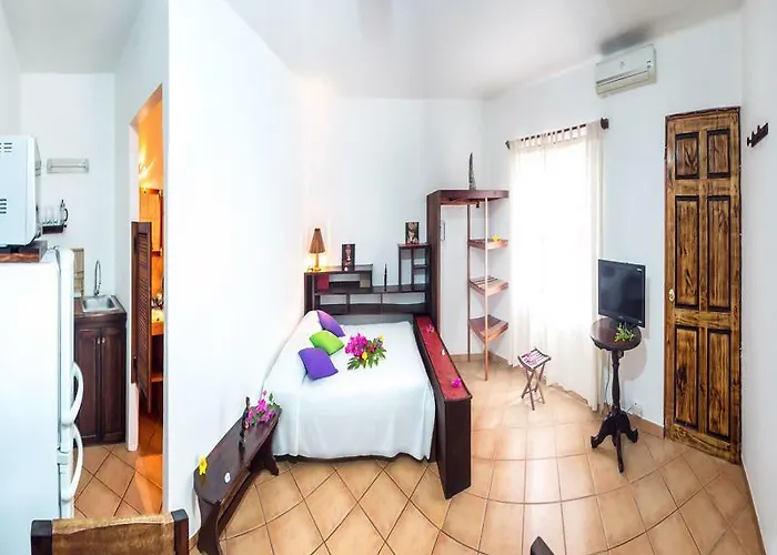 Laguna Del Cocodrilo Hotel